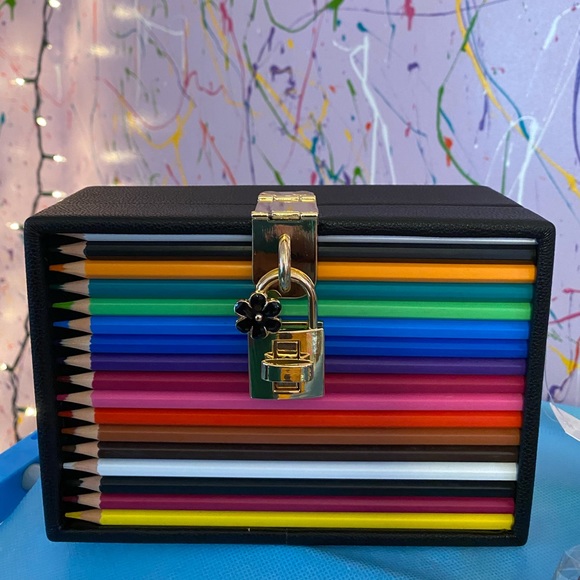 SOLD!!!Colored Pencil Box Handbag. - Picture 2 of 2